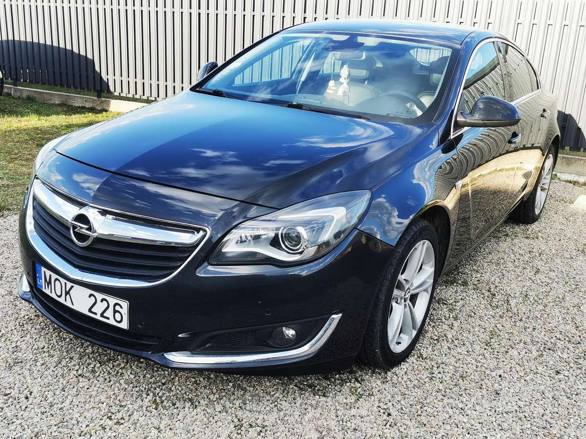 Opel Insignia, 2.0 l., hatchback