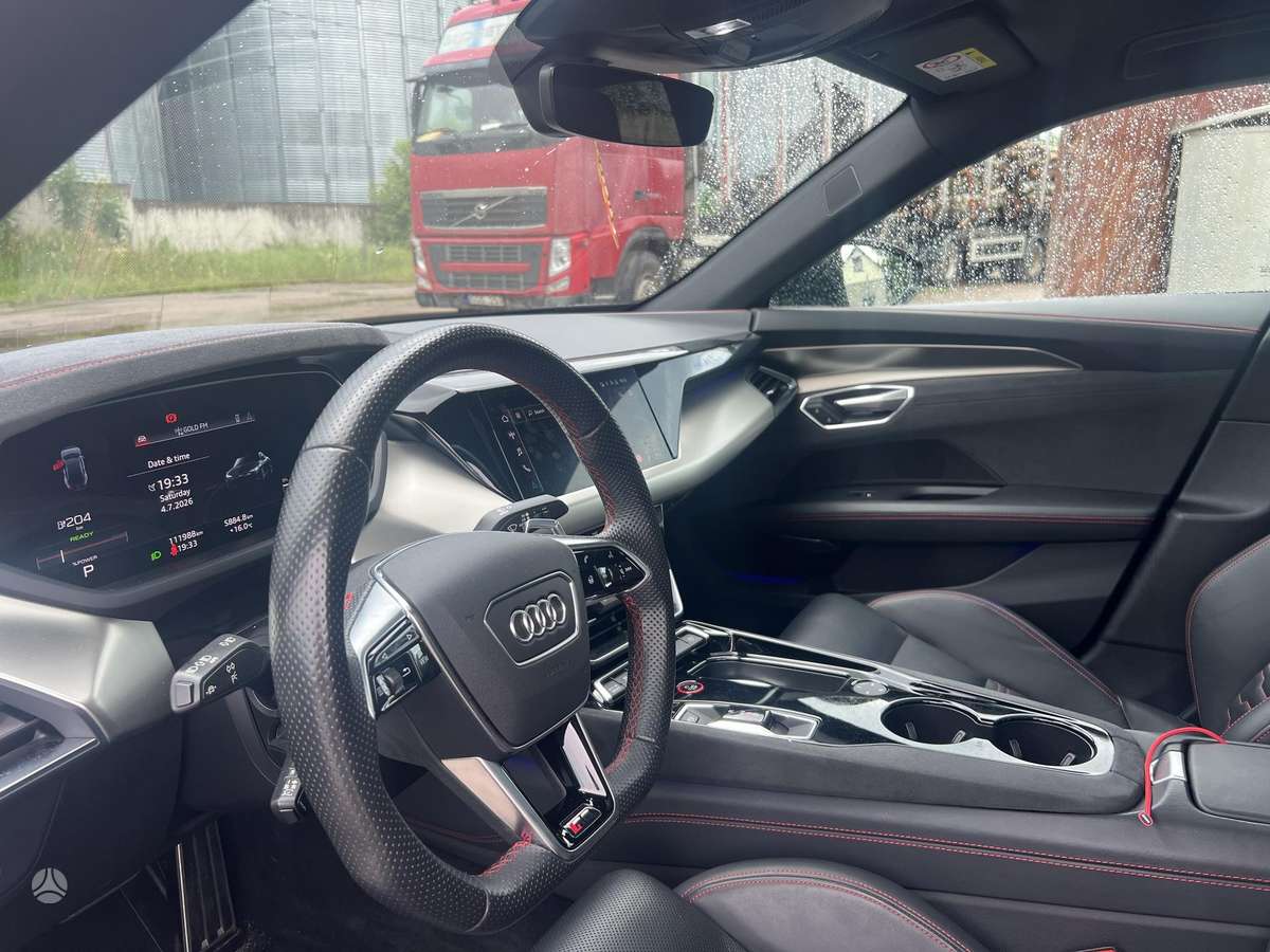 Audi e-tron GT, 93 kWh, hatchback
