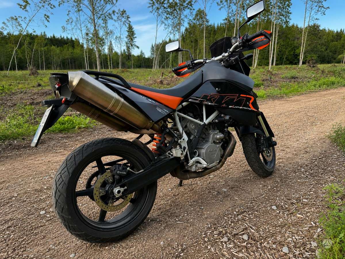 KTM Supermoto 950cc, supermoto
