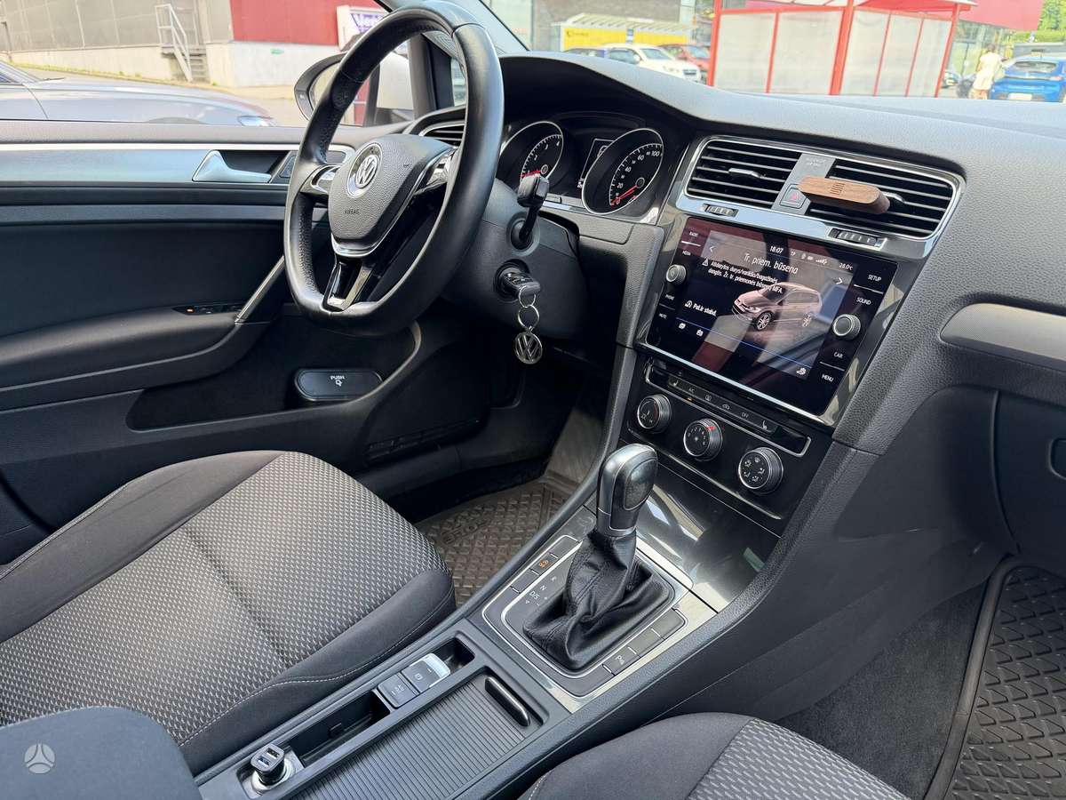 Volkswagen Golf, 1.4 l., Универсал