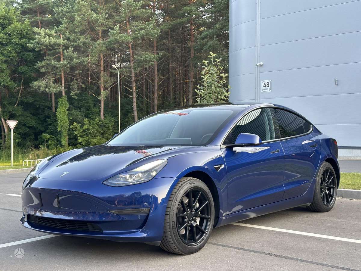Tesla Model 3, 82 кВт·ч, Седан