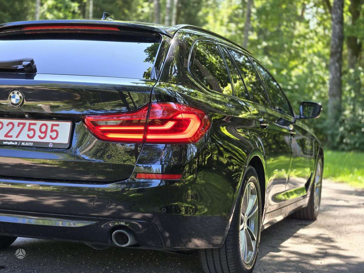 BMW 520, 2.0 l., wagon