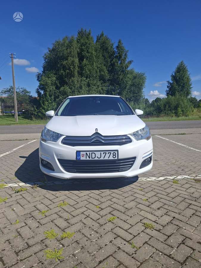 Citroen C4, 1.6 l., hatchback
