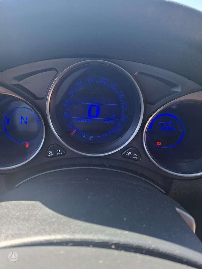 Citroen C4, 1.6 l., hatchback