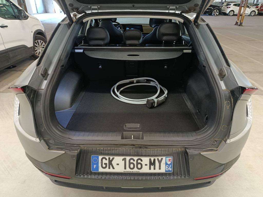 Kia EV6, 77 kWh, off-road / crossover