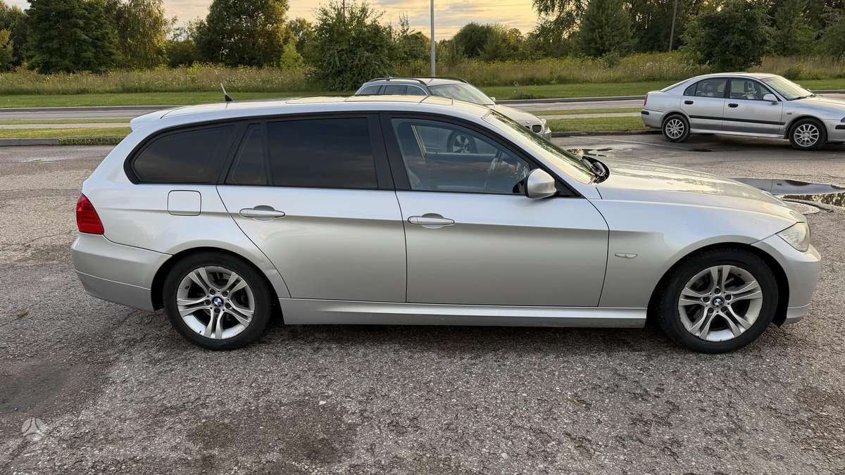BMW 320, 2.0 l., Универсал