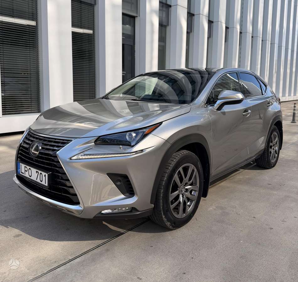 Lexus NX 300h - 2