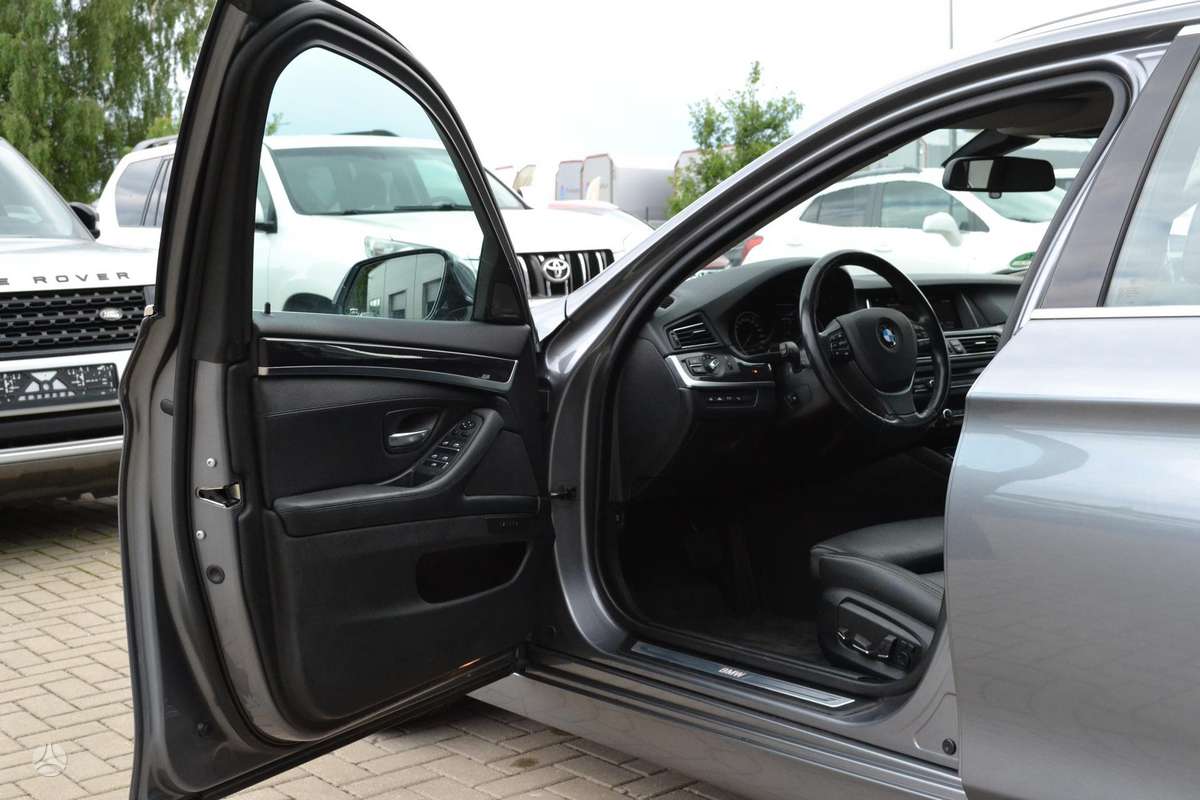 BMW 520, 2.0 l., universalas
