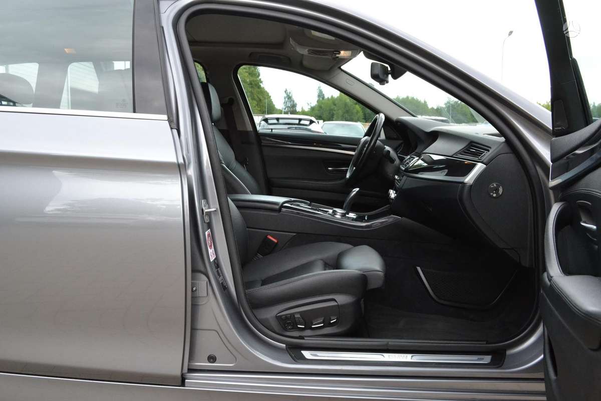 BMW 520, 2.0 l., universalas
