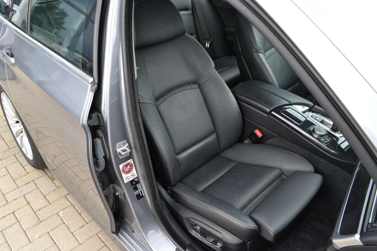 BMW 520, 2.0 l., universalas