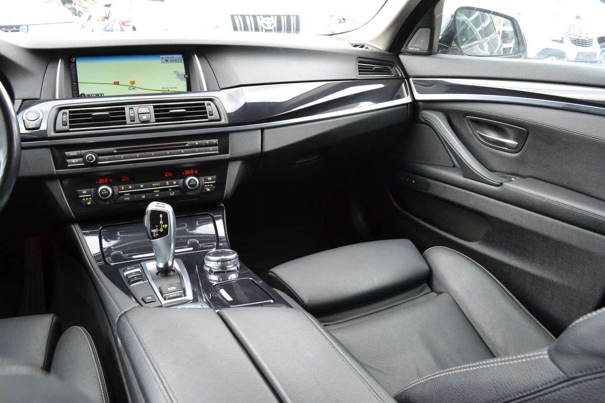BMW 520, 2.0 l., universalas