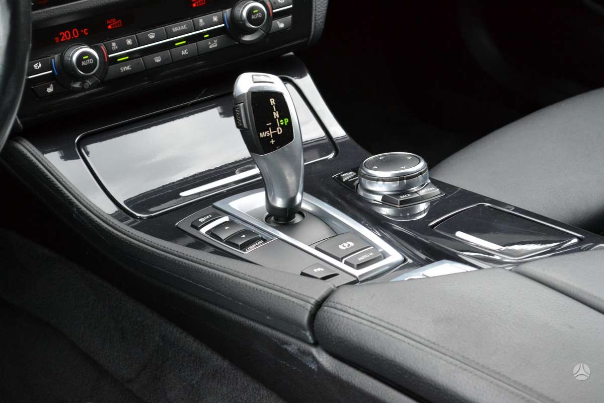 BMW 520, 2.0 l., universalas