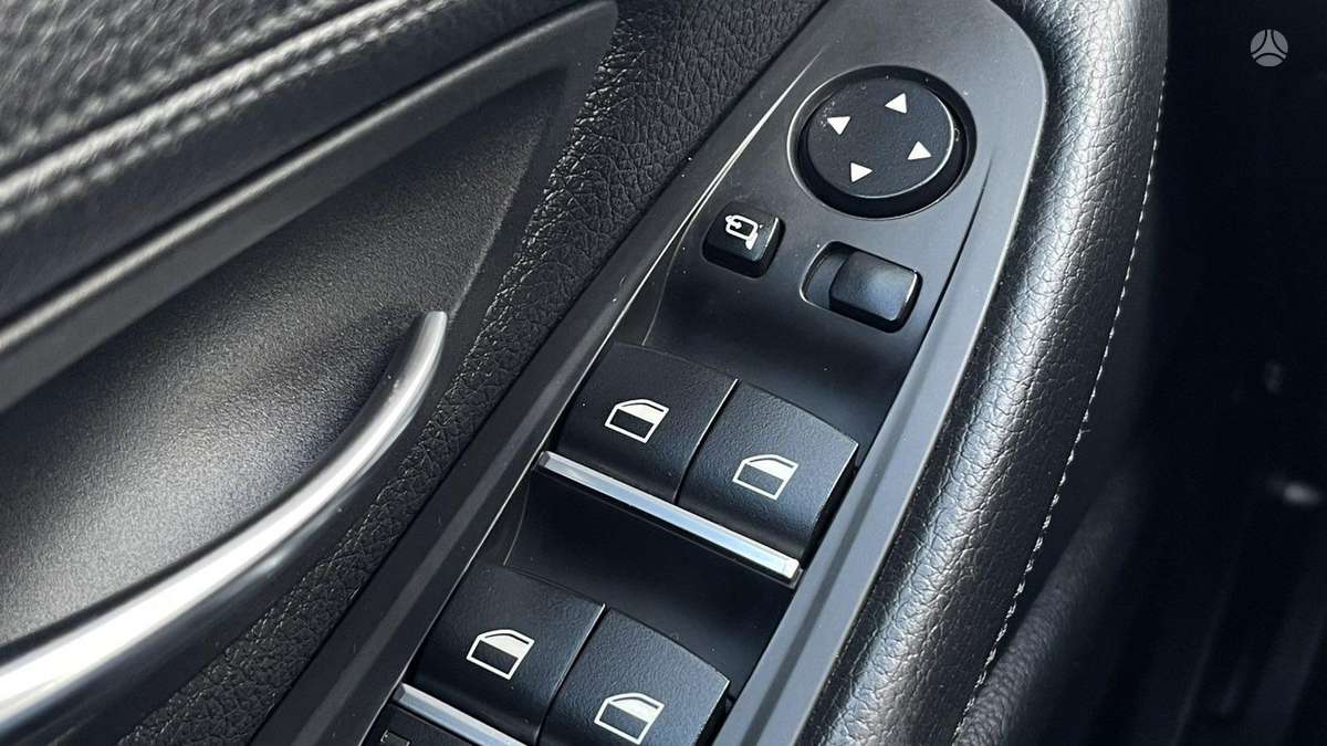 BMW 520, 2.0 l., sedanas