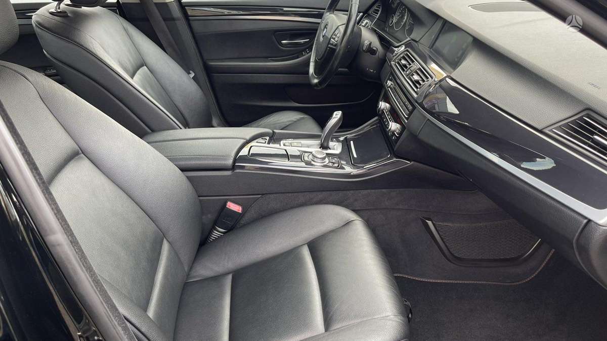 BMW 520, 2.0 l., sedanas