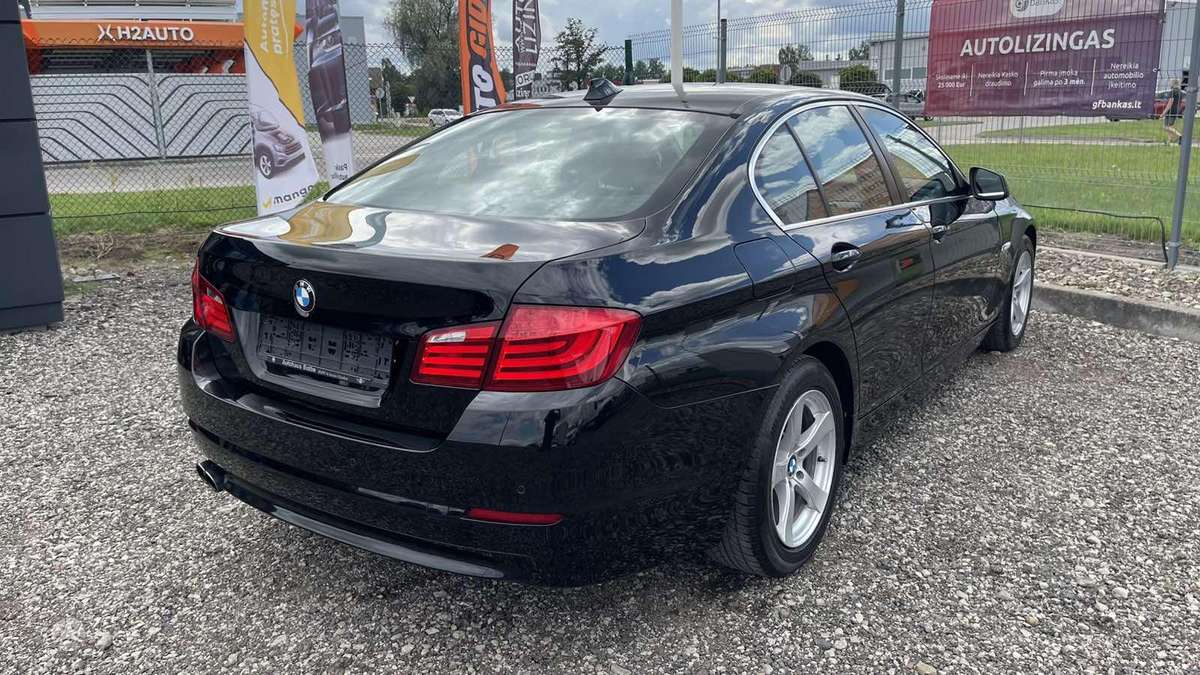 BMW 520, 2.0 l., sedanas