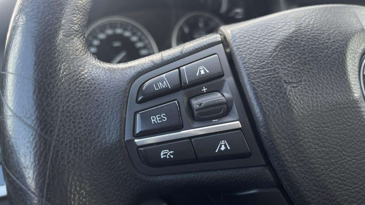 BMW 520, 2.0 l., sedanas