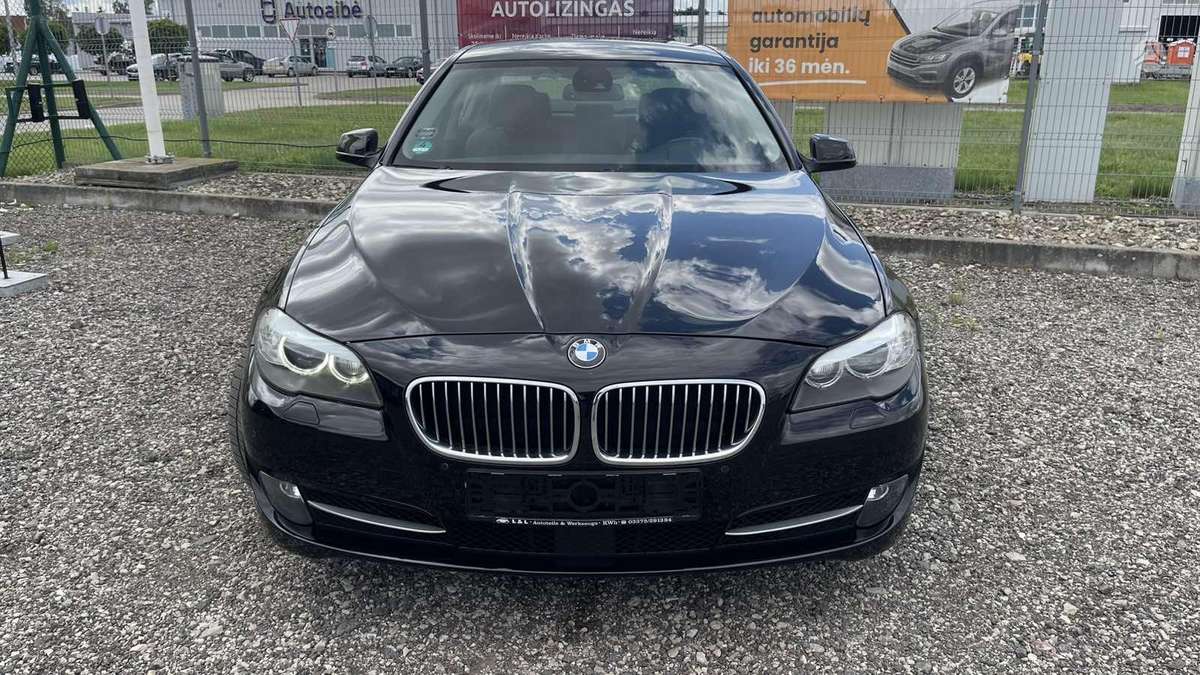 BMW 520, 2.0 l., sedanas