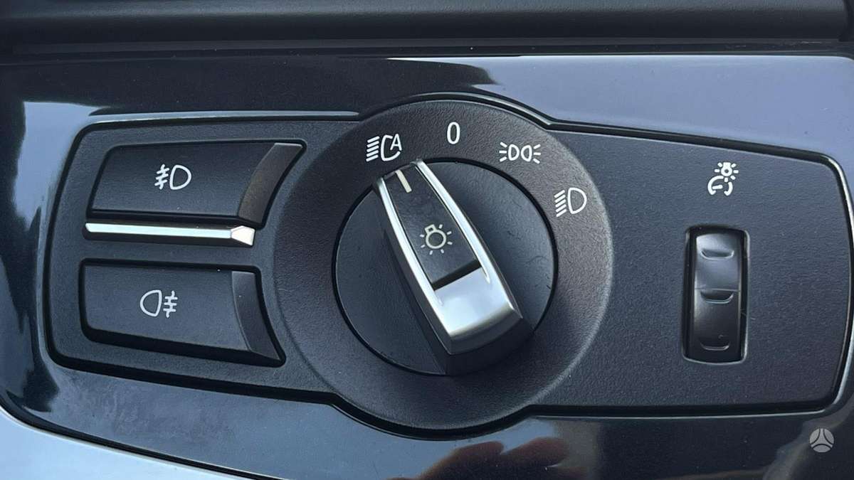 BMW 520, 2.0 l., Седан