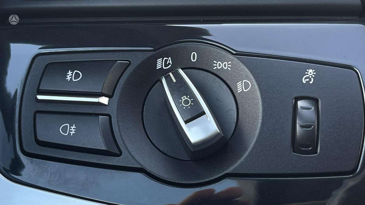 BMW 520, 2.0 l., sedanas