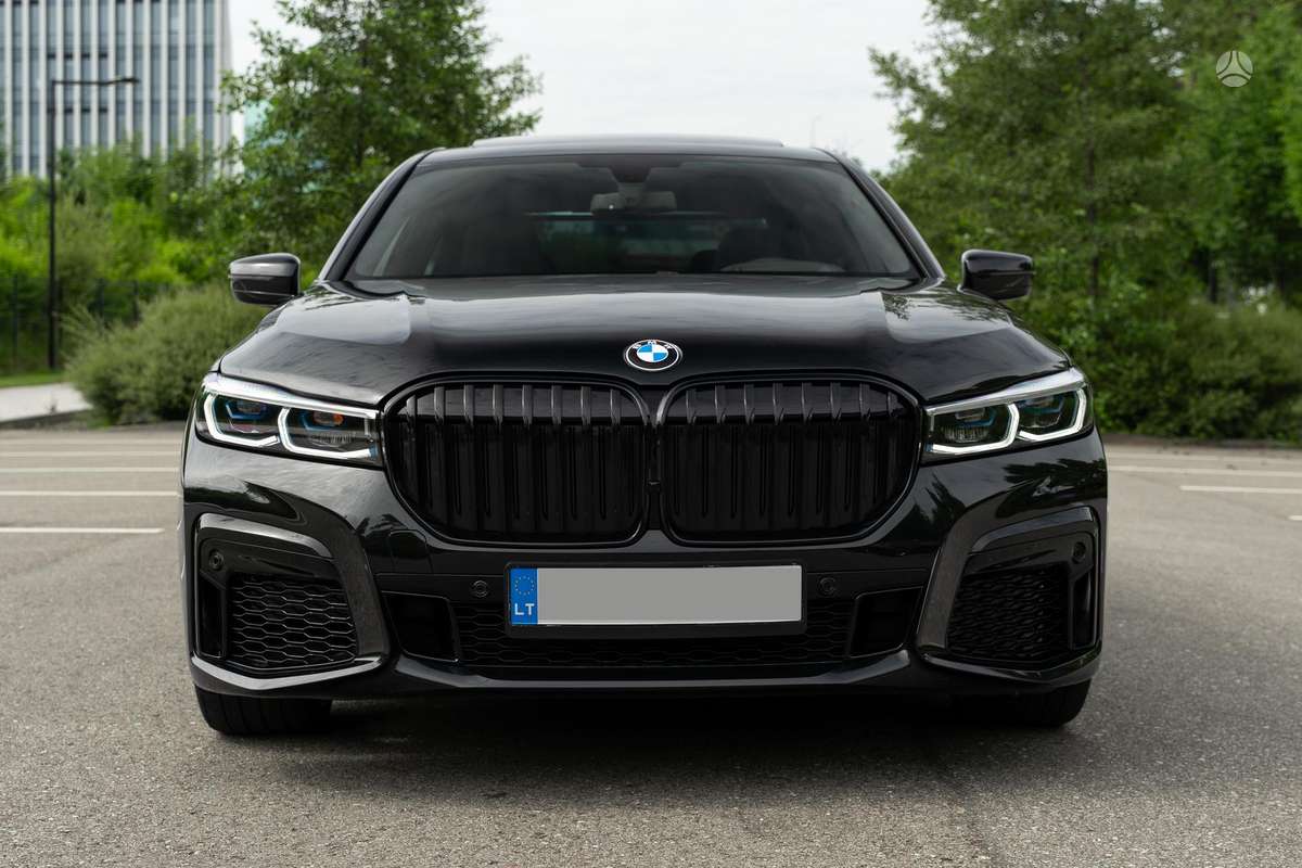 BMW 740, 3.0 l., Седан