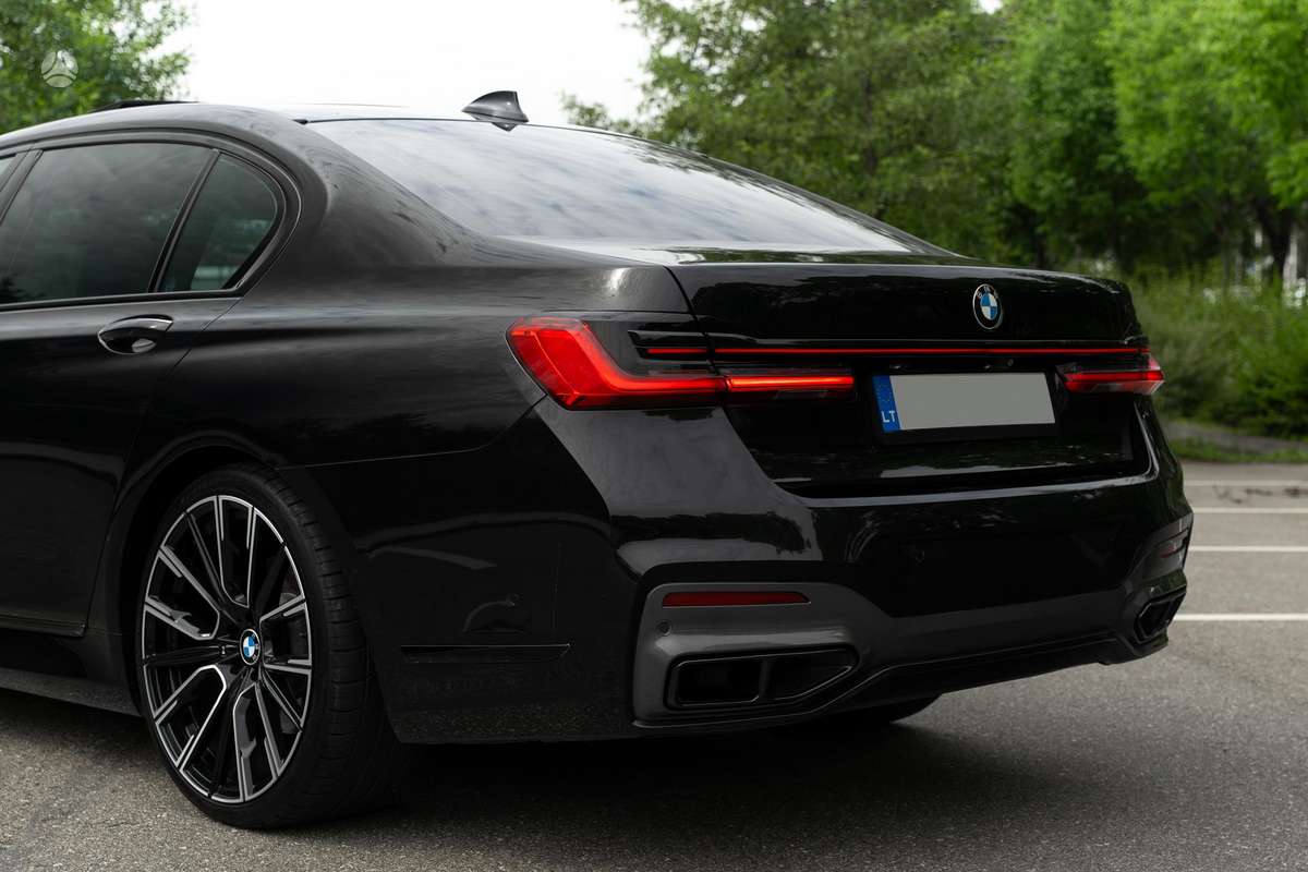 BMW 740, 3.0 l., Седан