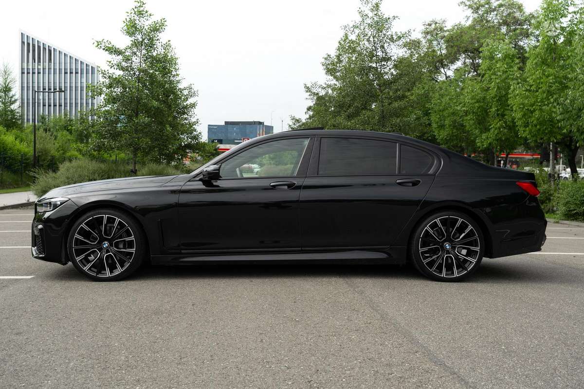 BMW 740, 3.0 l., Седан