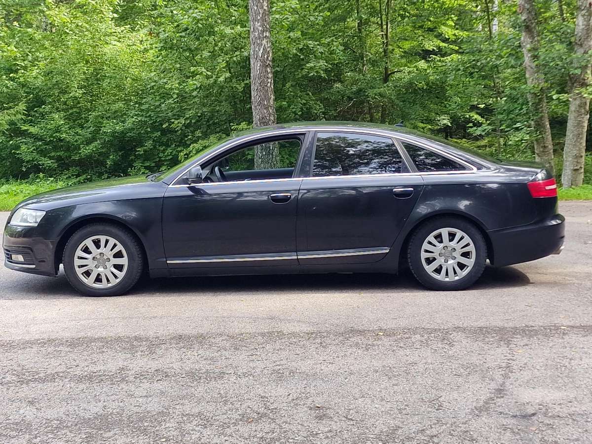Audi A6, 2.0 l., Седан