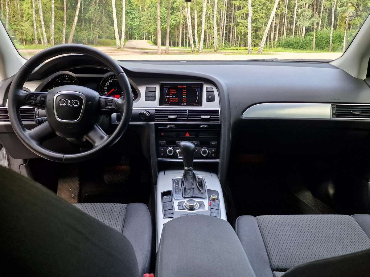 Audi A6, 2.0 l., Седан