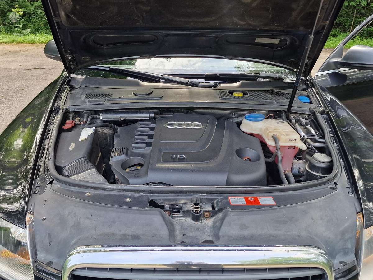Audi A6, 2.0 l., Седан