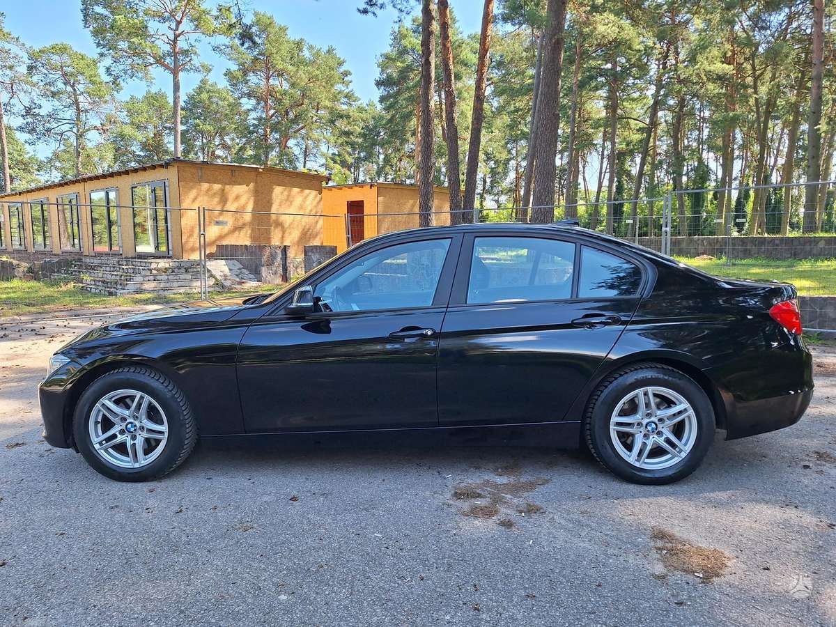 BMW 320, 2.0 l., Седан
