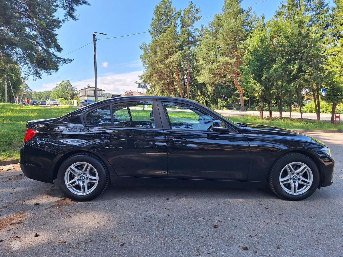 BMW 320, 2.0 l., Седан