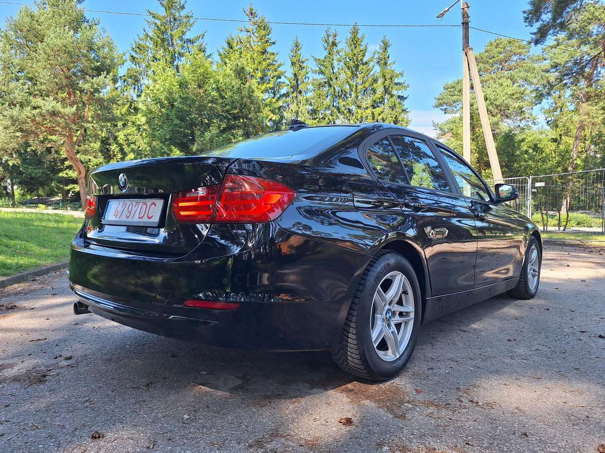 BMW 320, 2.0 l., Седан