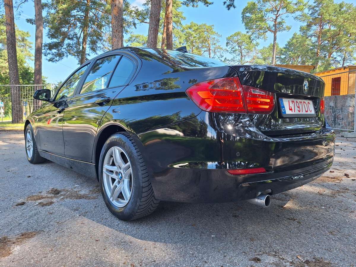 BMW 320, 2.0 l., Седан