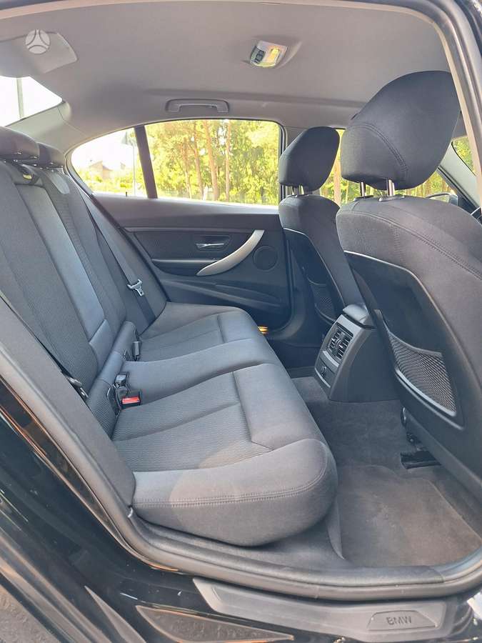BMW 320, 2.0 l., Седан