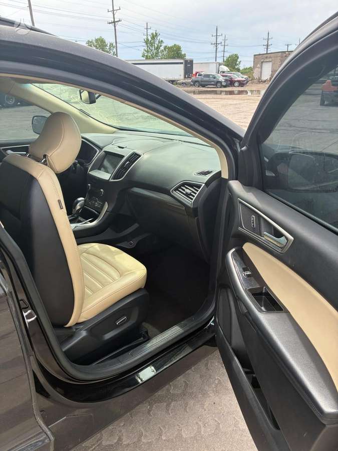 Ford Edge, 3.5 l., off-road / crossover