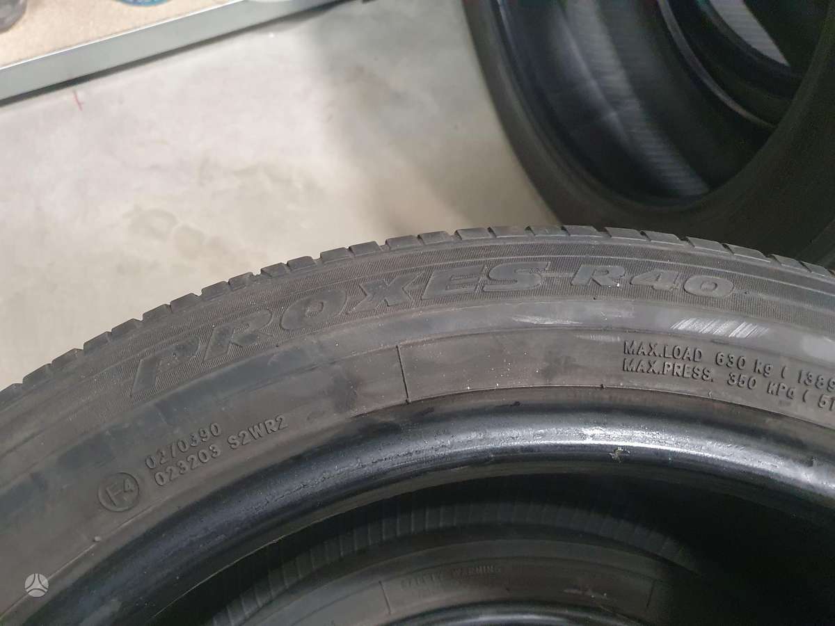 Toyo, летние 215/50 R18