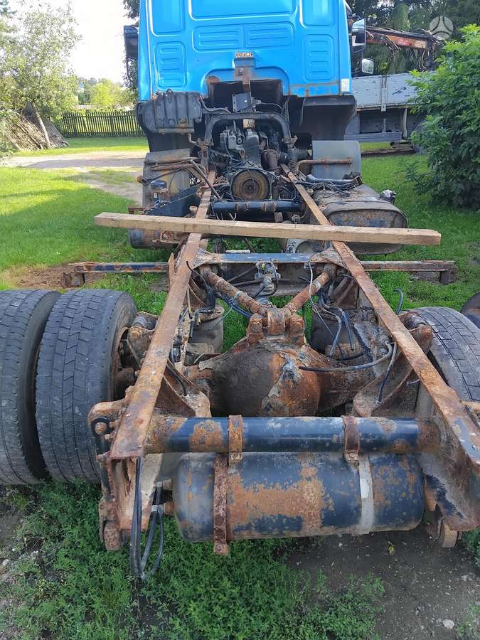 MAN LE 12-220, trucks