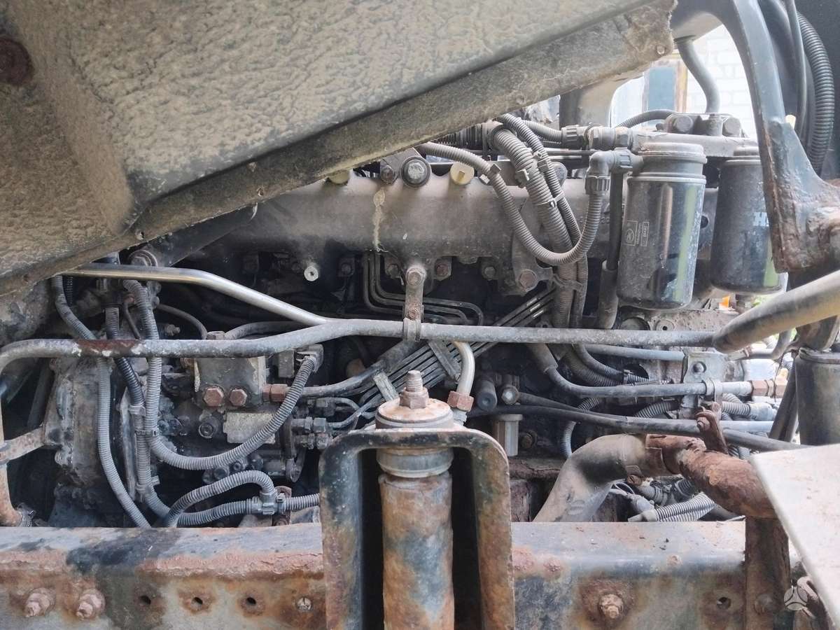 MAN LE 12-220, trucks