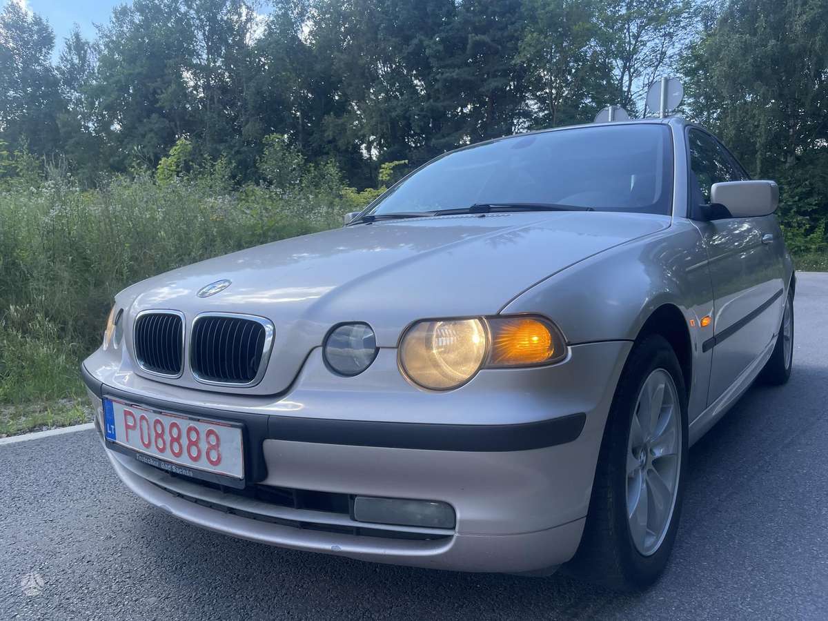 BMW 318, 2.0 l., hatchback