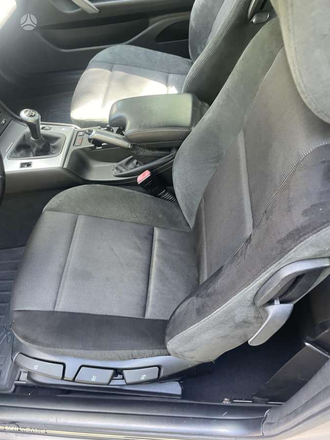 BMW 318, 2.0 l., hatchback