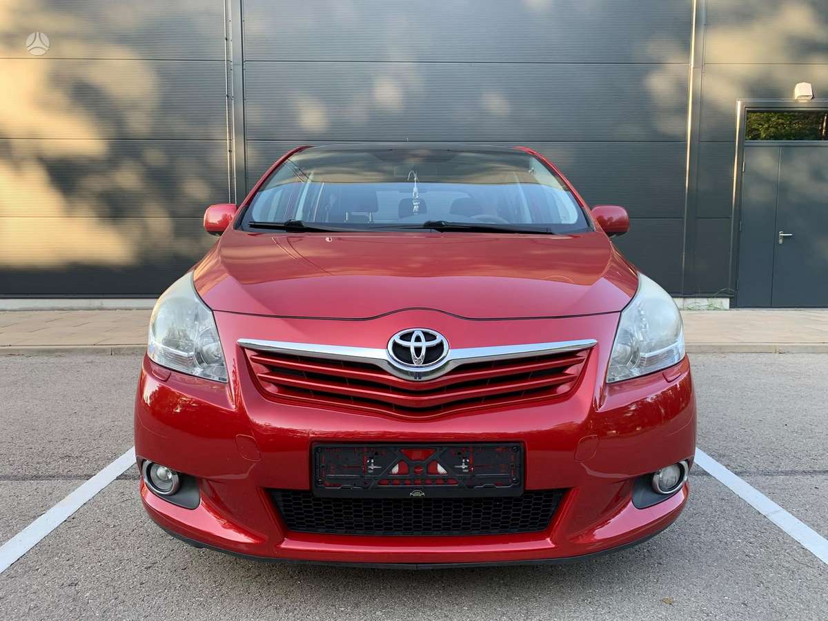Toyota Verso - 8