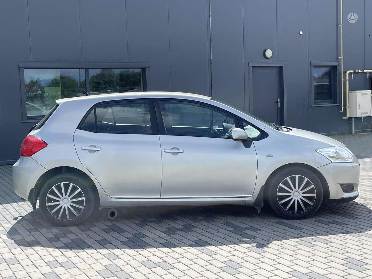 Toyota Auris - 3
