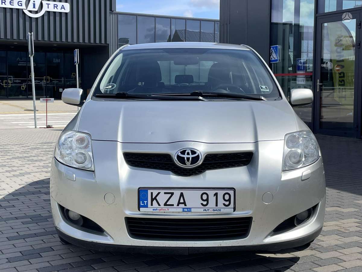 Toyota Auris - 5