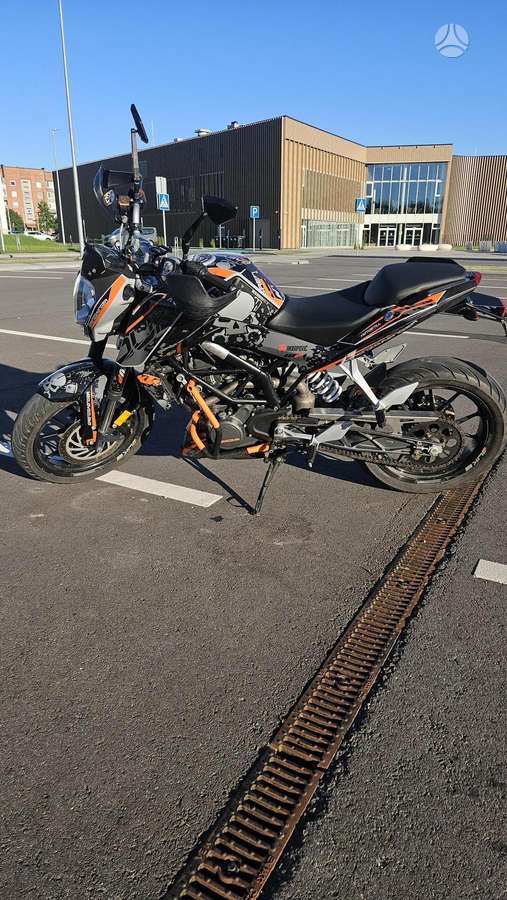 KTM Duke 125cc, street / classic