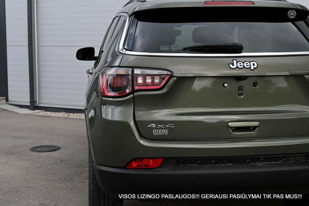 Jeep Compass, 2.4 l., off-road / crossover