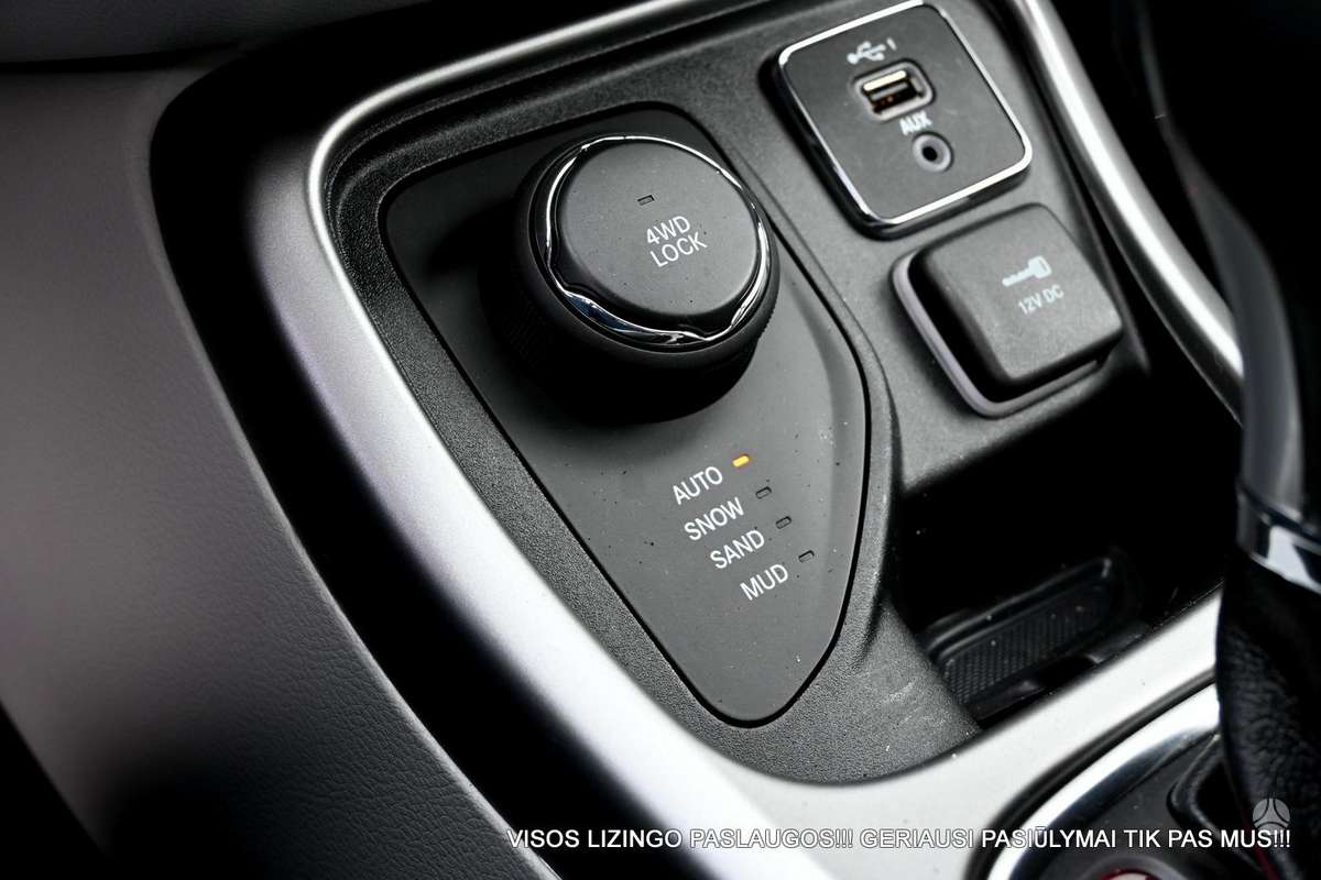 Jeep Compass, 2.4 l., off-road / crossover
