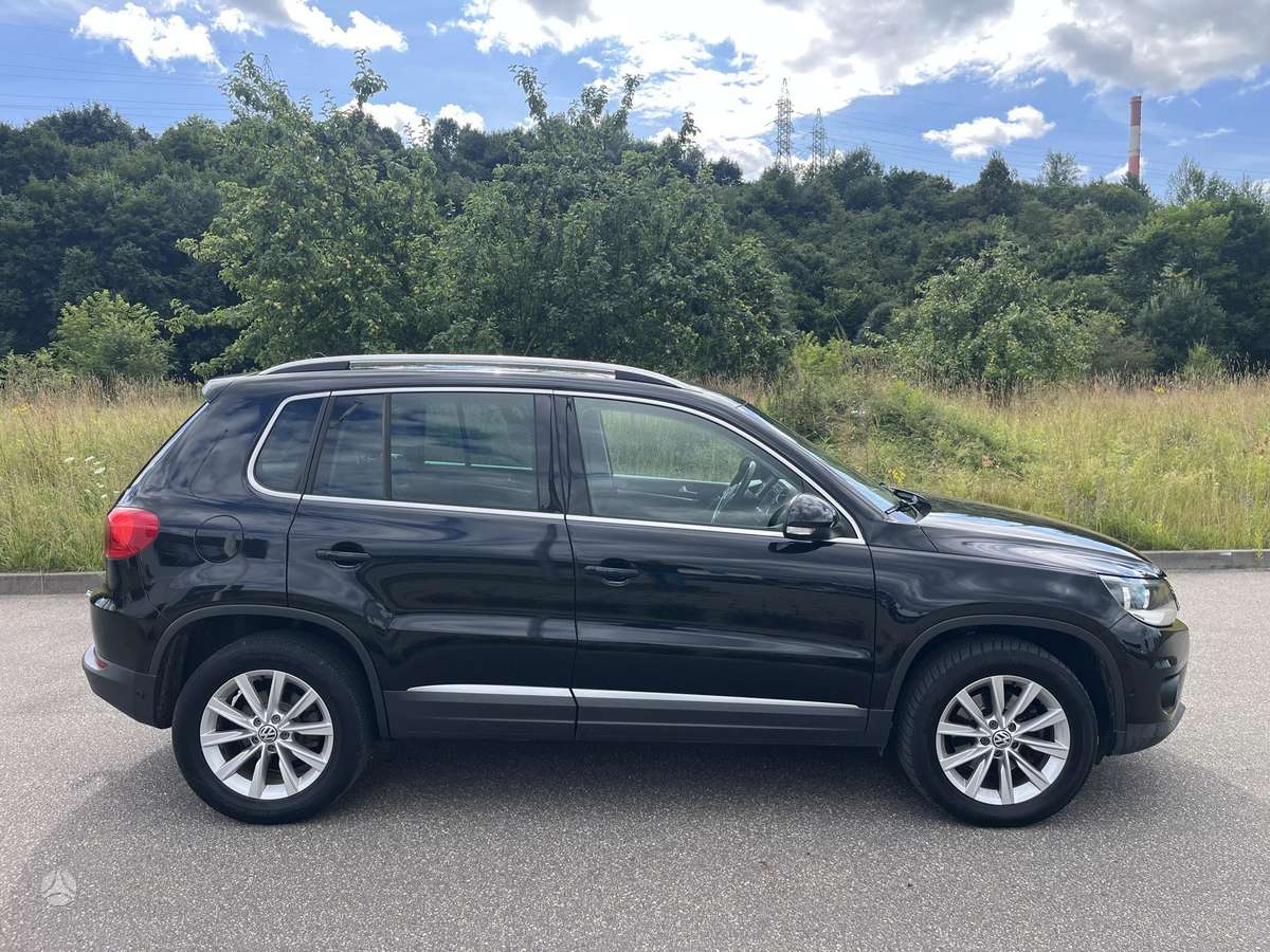 Volkswagen Tiguan - 4