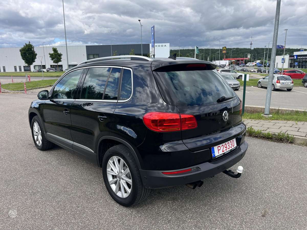 Volkswagen Tiguan - 7
