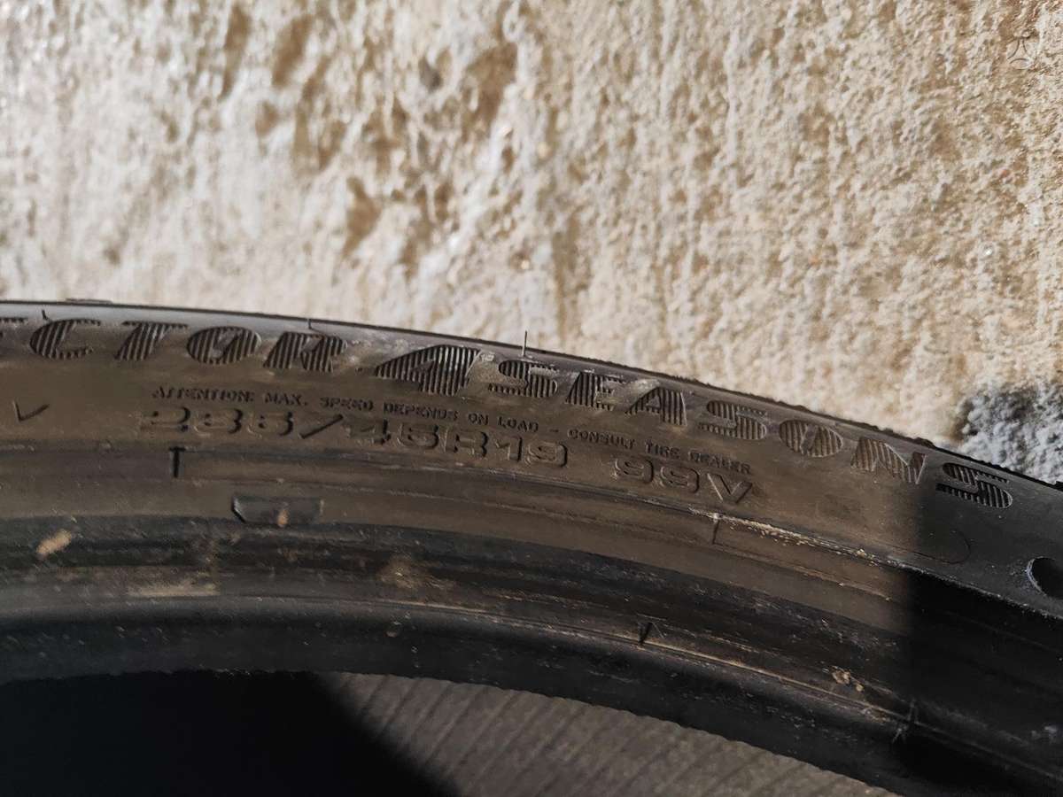 Goodyear, universalios 235/45 R19