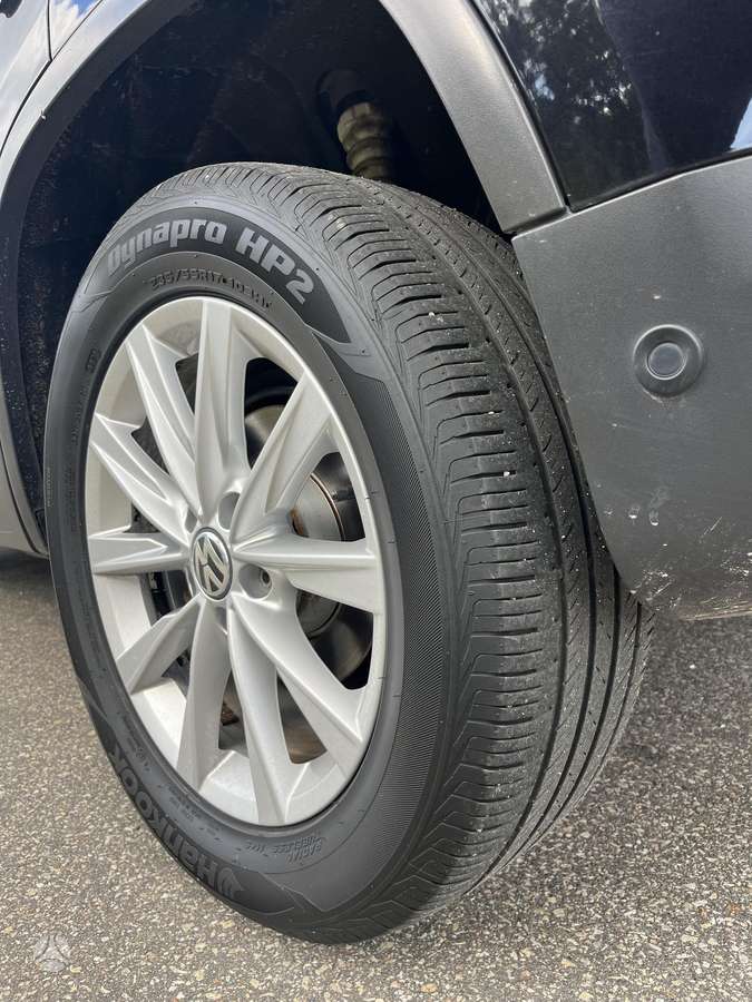 Volkswagen Tiguan - 9